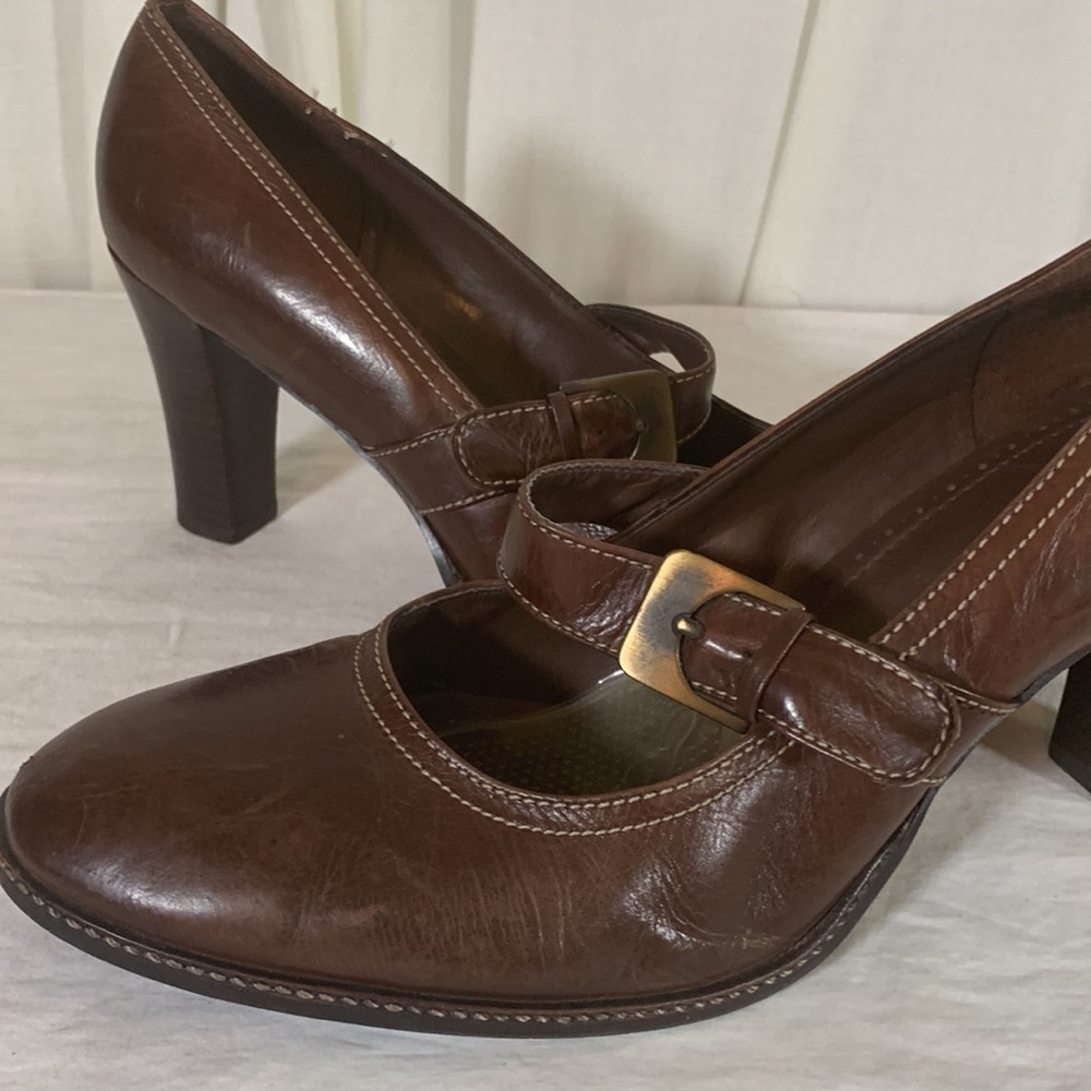 Gianni Bini Brown Mary Jane Style Stacked Wooden Heel, 11B - Picture 7 of 10